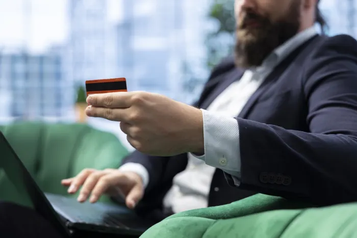 Identity verification using contactless authentication with your My Number Card